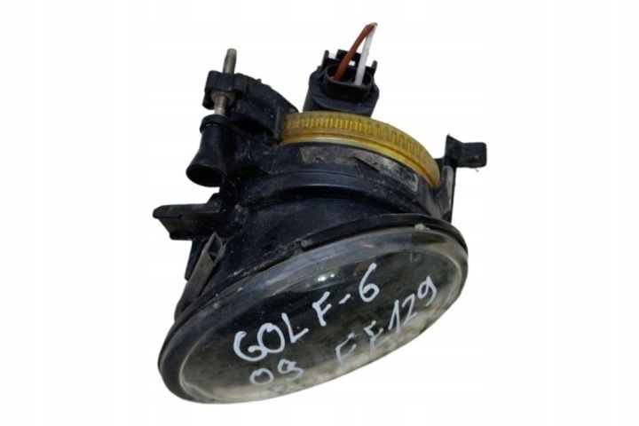 PHARES ANTIBROUILLARD DROIT AVANT VW 16861502 2.0L DIESEL 2009