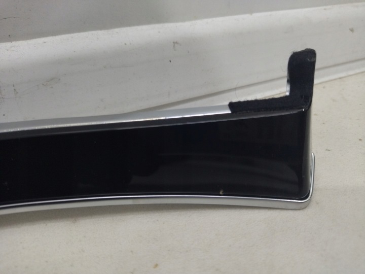 4H1857298 DÉCOR PLASTIQUE NOIR PIANO AUDI A8 D4 2010-2018R
