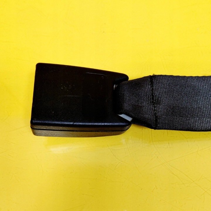 AGRAFE COURROIE SÉCURITÉ GAUCHE ARRIÈRE PEUGEOT 206 NR837