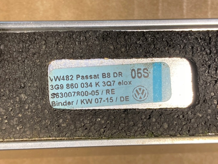 BARRES DE TOIT CHROME VW PASSAT B8 UNIVERSEL