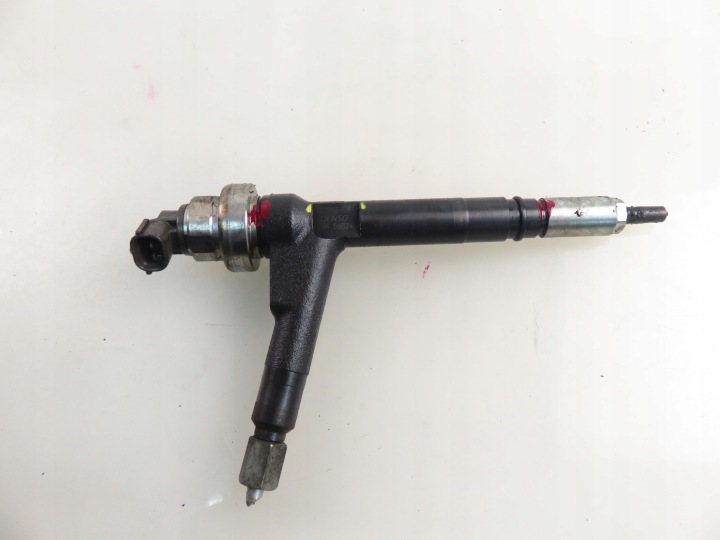 INJECTEUR OPEL MERIVA A (X03) 1.7 CDTI 100 AVEC 17 DTH 8973138614
