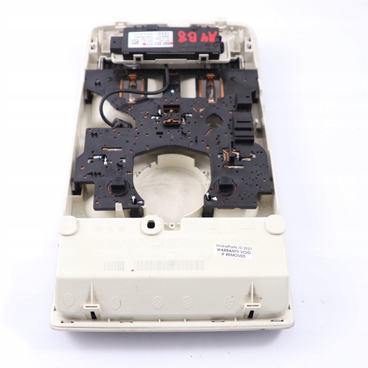 AUDI A4 B8 AMPOULE PLAFONNIERS CABINES 8K0951177