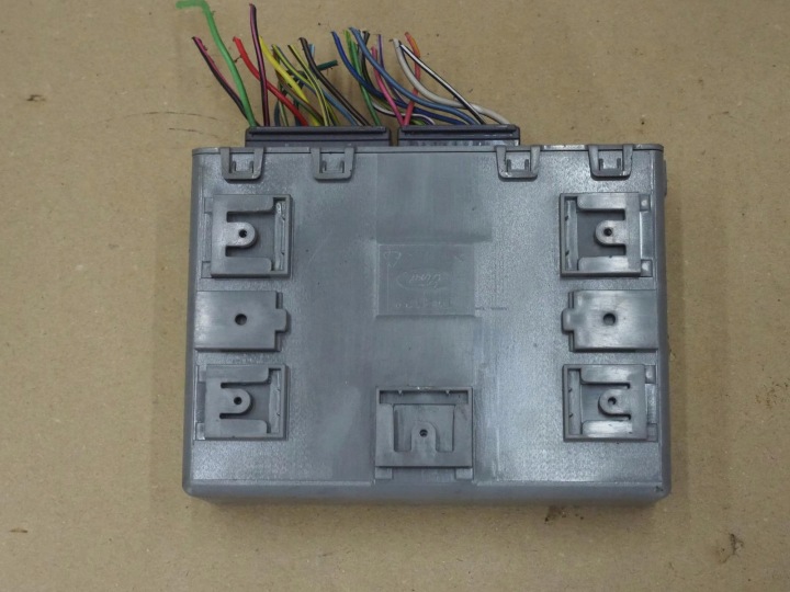 FORD EXPLORER II RESTYLAGE 98R MODULE CONTRÔLEUR SERRURE CENTRAL F87F-15K602-DB