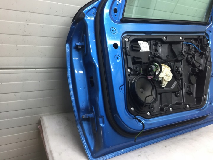 MERCEDES A CLASSE W176 PORTES DROIT AVANT DROIT AVANT 162 LAK 140-260