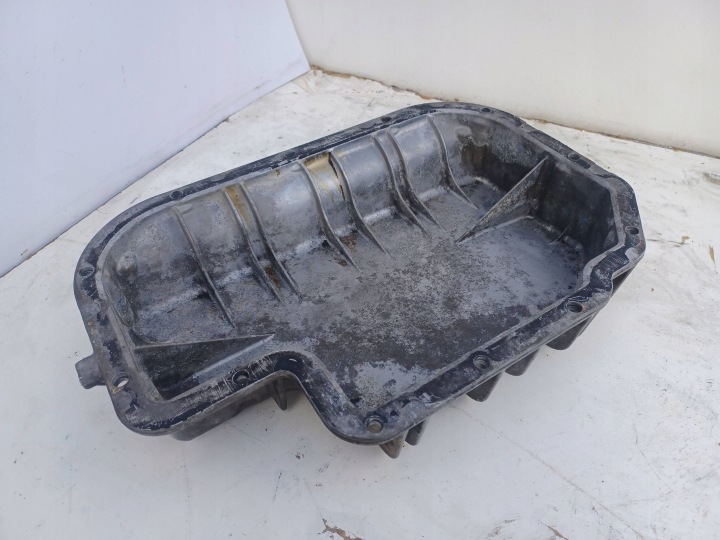 MERCEDES AVEC W220 3.2 CUVETTE CARTER HUILEUX A1120140603