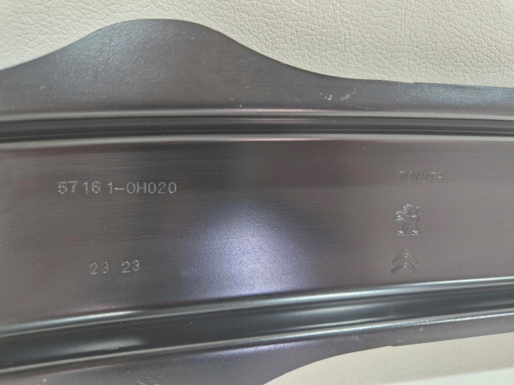 PEUGEOT 108 C1 AYGO II POUTRE RENFORCEMENT INFÉRIEUR RADIATEUR 57161-0H020