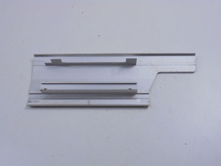 RANGE ROVER 3 L322 09-12 MOULURE SEUIL ARRIÈRE GAUCHE LIFT 7H42113A11AA