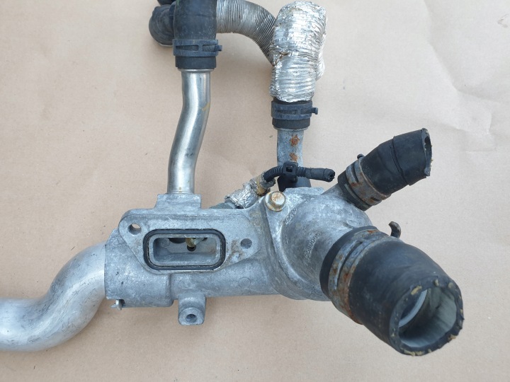 BRIDE THERMOSTAT CHÂSSIS TUYAU OPEL INSIGNIA 2.0 T