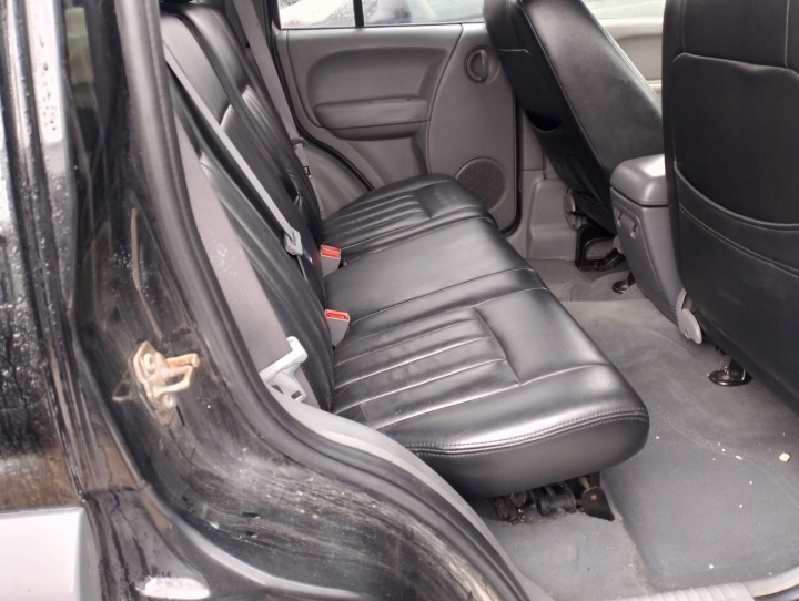 JEEP LIBERTY CHEROKEE KJ 2005 BANQUETTE ARRIÈRE OFTELE CARDAN CUIR