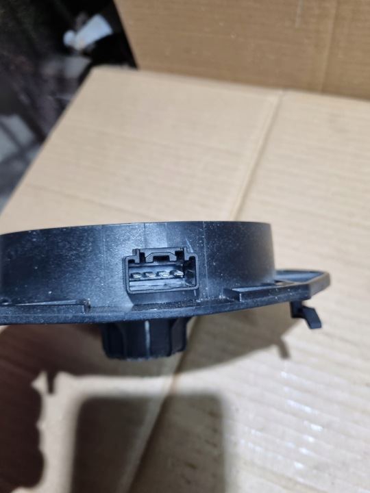 HAUT-PARLEUR ARRIÈRE DROITS PORTES MAZDA 6 BERLINE (GH) 305014001