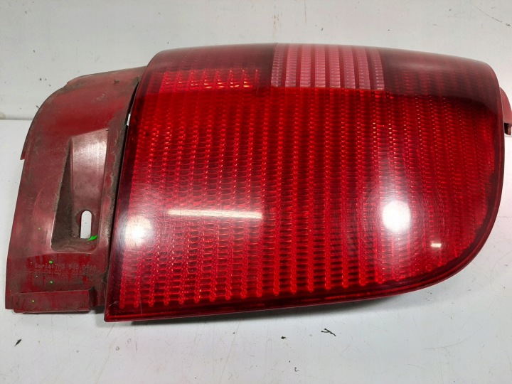 VW SHARAN MK1 LIFT 1.9TDI 03R PHARE DROIT ARRIÈRE 7M3945096G