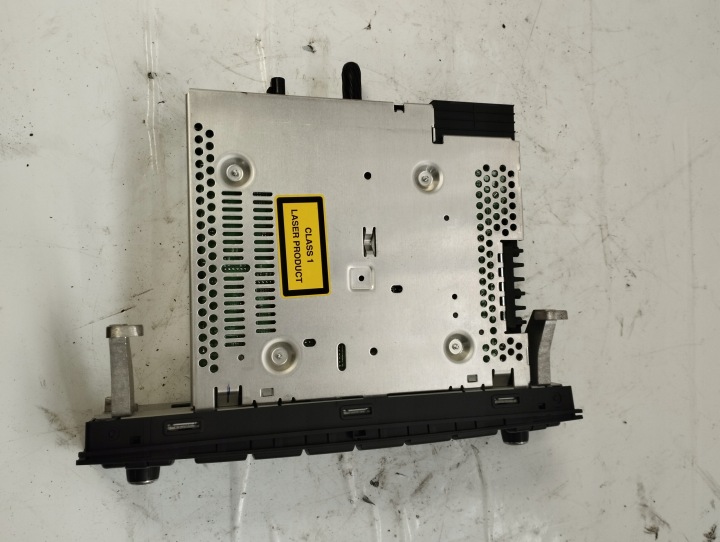 BMW 1 I E87 RADIO CD ALPINE 6968101