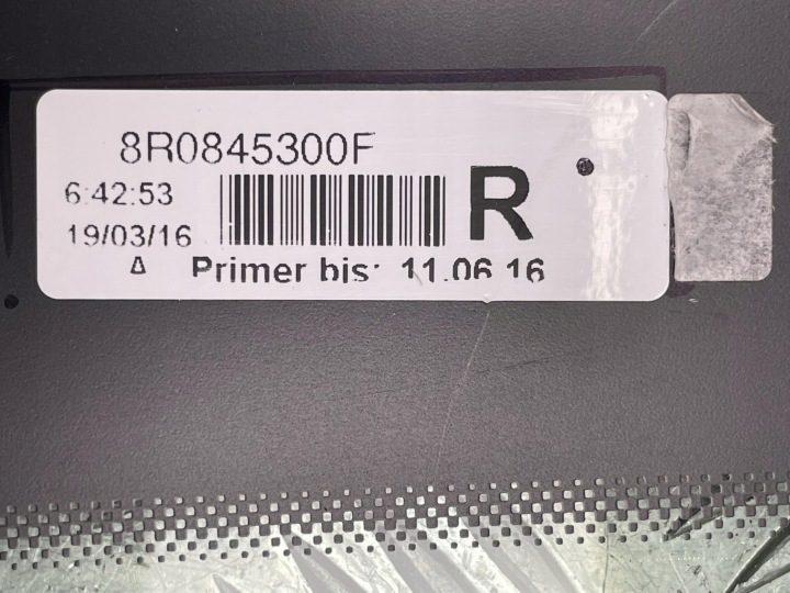 AUDI Q5 VITRE CARROSSERIE DROIT ARRIÈRE 8R0845300F