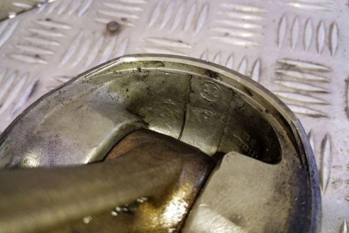 PISTON VW TRANSPORTER IV FLATBED (70XD) 028H 2.5L DIESEL 75KW 1999