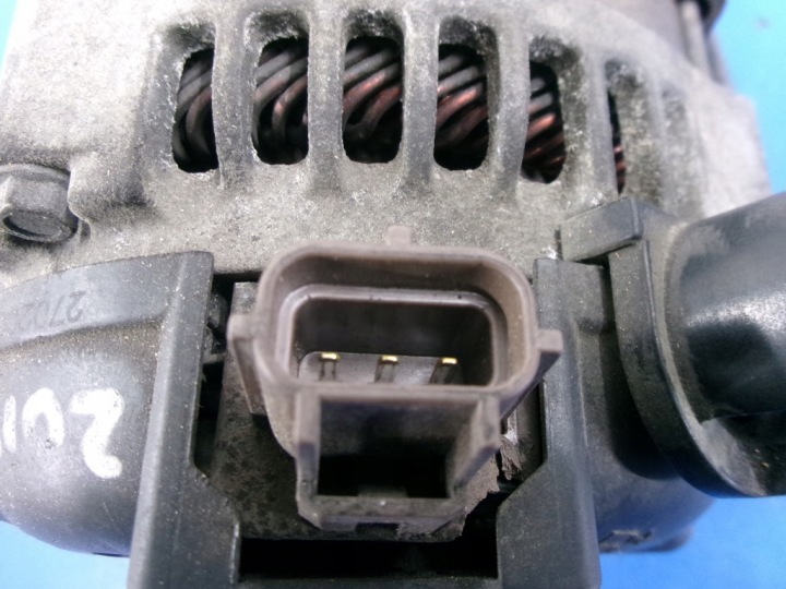 FORD C-MAX MK1 2.0TDCI ALTERNATEUR BOSCH 0986049071 TESTOWANY