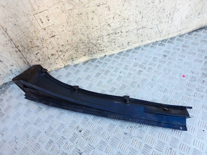 PLASTYK ESSUIE-GLACES AVANT AUDI 80 (89, 89Q, 8A, B3) 8G2819403 2.6L