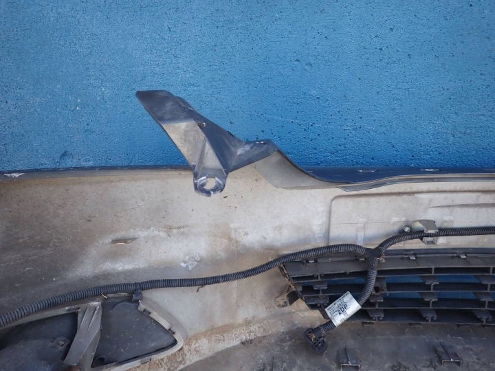 PARE-CHOCS AVANT OPEL ZAFIRA B LIFT 13247273