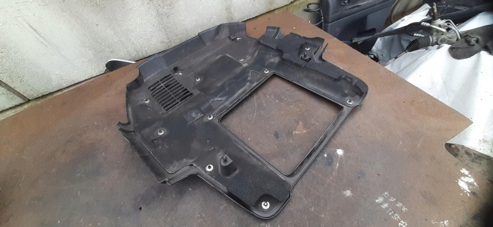 PROTECTION COUVERCLE MOTEUR SH FORESTER III 14026AA021