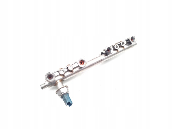 NISSAN QASHQAI MOULURE INJECTION 1.2 DIG-T ESSENCE 85KW (115 HP) 175226637R