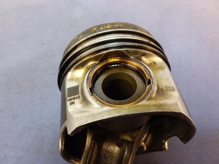 BMW G11 G12 740D 3.0D 320KM PISTON B57D30T