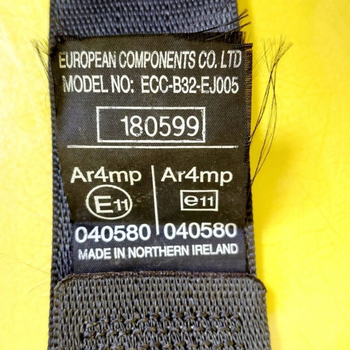 CEINTURE DE SÉCURITÉ GAUCHE AVANT HONDA CIVIC ECCB32EJ005 NR2377