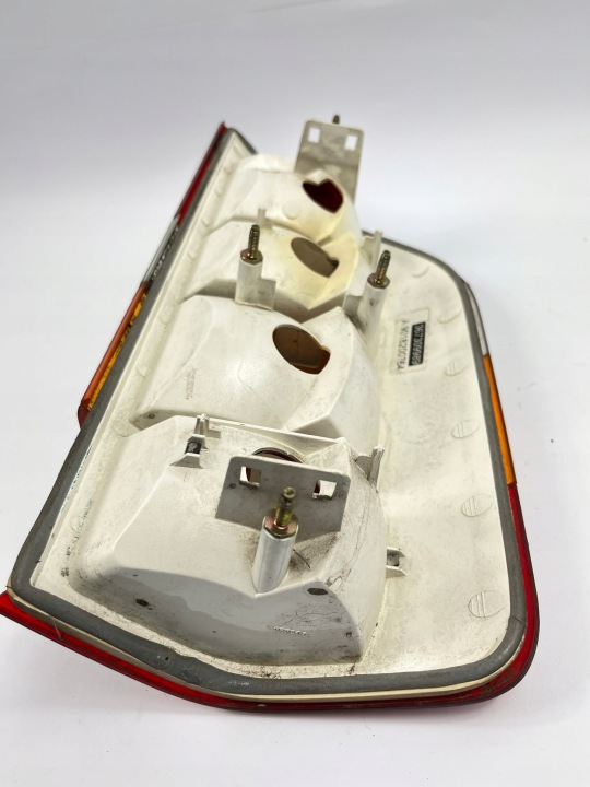 PHARE ARRIÈRE GAUCHE ARRIÈRE CÔTÉ CONDUCTEUR MERCEDES SPRINTER 1995-2003