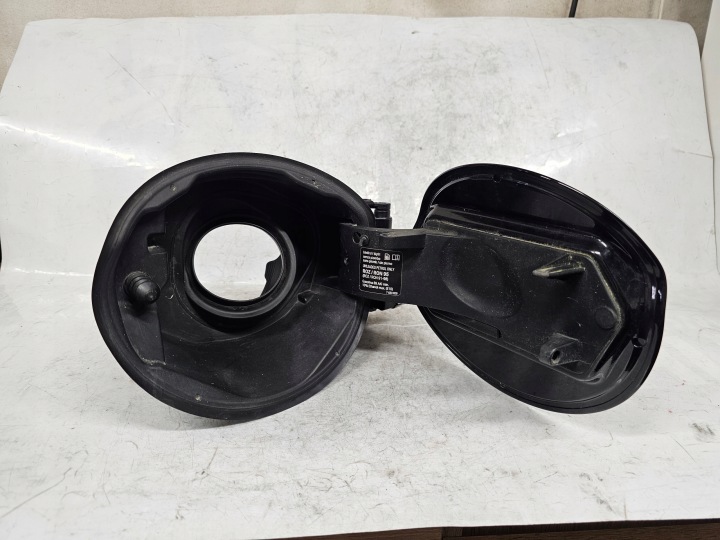 BMW 1 F20 CLAPET GOULOTTE DE REMPLISSAGE CARBURANTS