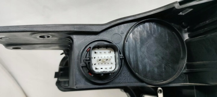 KIA EV3 EV 3 PHARE DROITE AVANT DROIT AVANT COMPLET LED 92102EV120