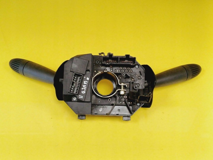 MANETTE COMMUTATEUR COMPOSITE FIAT PUNTO 735267951 NR562
