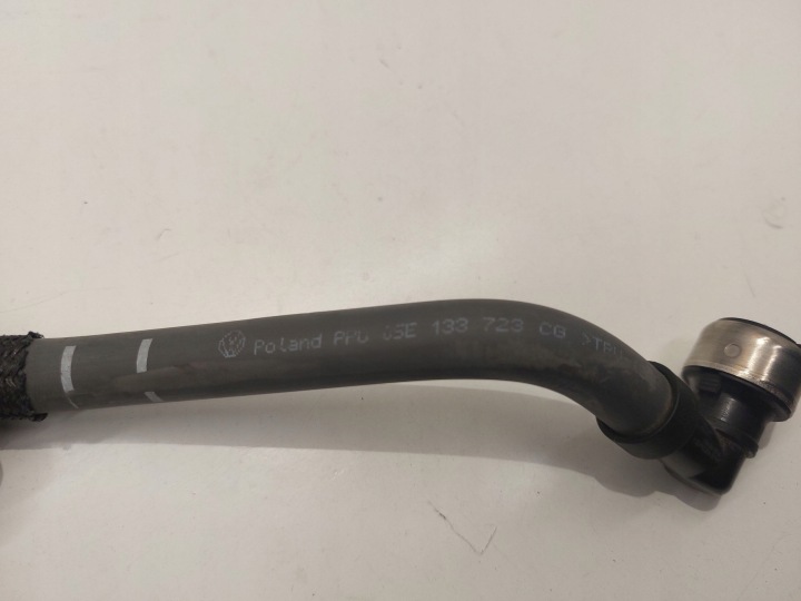 VOLKSWAGEN OE 05E133723