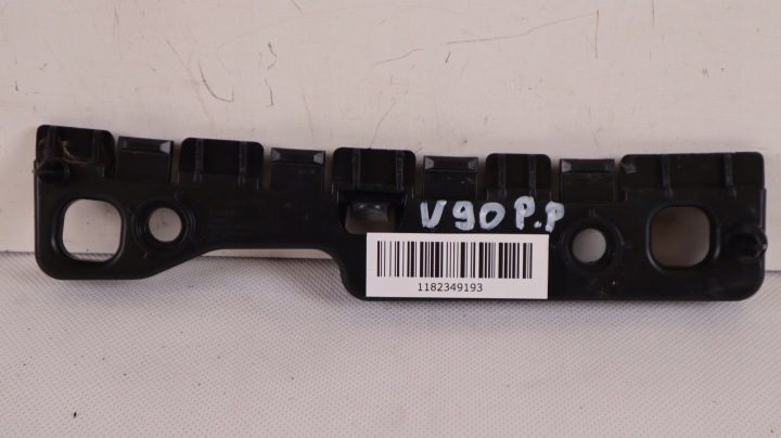 VOLVO V90 FIXATION BAGUETTES SEUIL DROIT AVANT 31386128