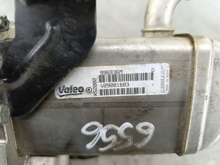 VANNE EGR AVEC RADIATEUR GAZ D'ÉCHAPPEMENT RENAULT SCENIC III 8200804050 147106293R