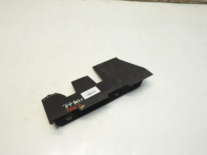 GUIDE D'AIR GAUCHE SKODA FABIA II 5J0121283