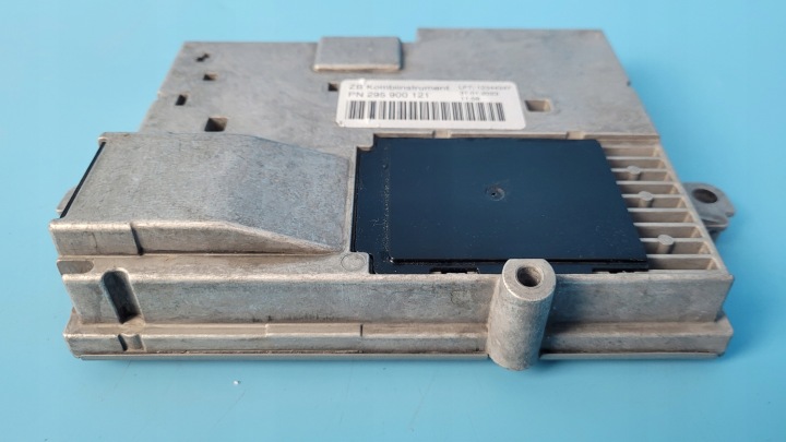 MERCEDES EQE 350+ 23R MODULE TABLEAU DE BORD HUD A2069008420