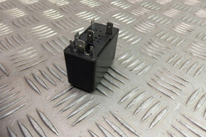 RELAIS VW SHARAN (7N1, 7N2) 7M0941597 31014762 1.9L DIESEL 110KW 2004