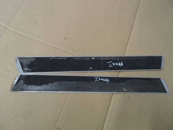 MOULURE SEUIL REVÊTEMENT SEUIL CHROME GHIA FORD FOCUS MK1 HAYON NR239