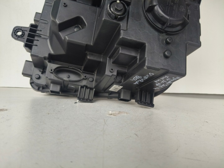 PHARE DROITE PROJECTEUR HYUNDAI SANTA FE IV 21- LIFT COMPLET LED