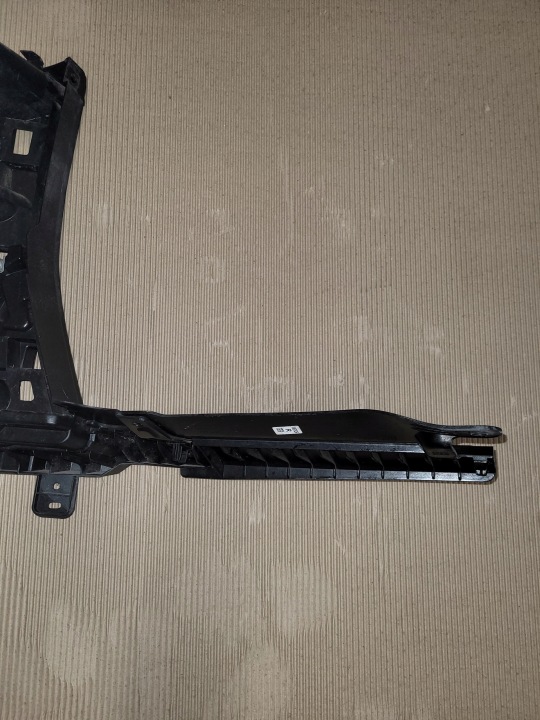 BMW X5 G05 GLISSIÈRE SUPPORT PARE-CHOCS ARRIÈRE ARRIÈRE RH