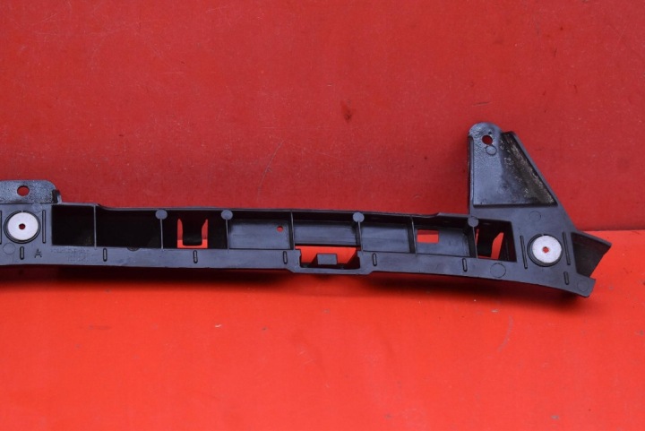 GLISSIÈRE PARE-CHOCS CENTRAL ARRIÈRE 13179908 OPEL CORSA E 5D HAYON 14-20