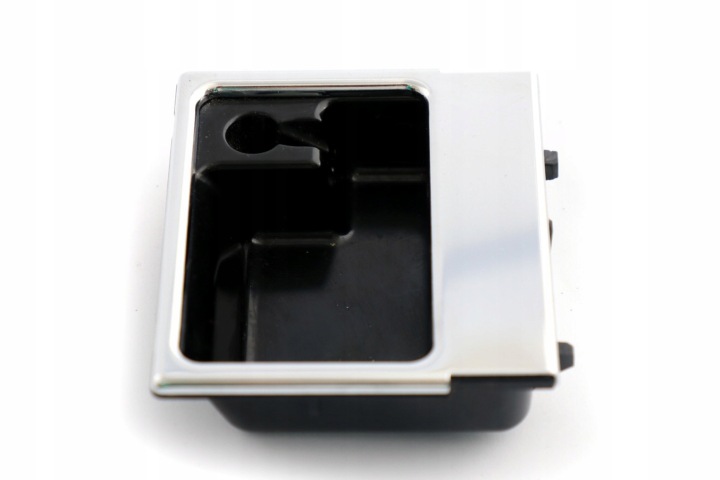 BMW E60 M5 E61 LCI INSERT CENDRIERS AVANT