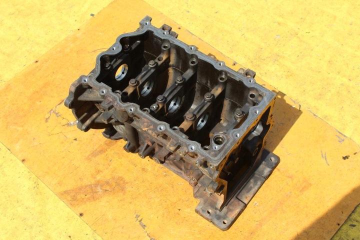BLOC MOTEUR MINI COOPER R50 1.6 16V W10B16AB
