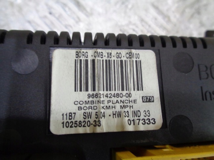 COMPTEUR TABLEAU DE BORD MONITEUR CITROEN C6 2.7 HDI V6 9662142480