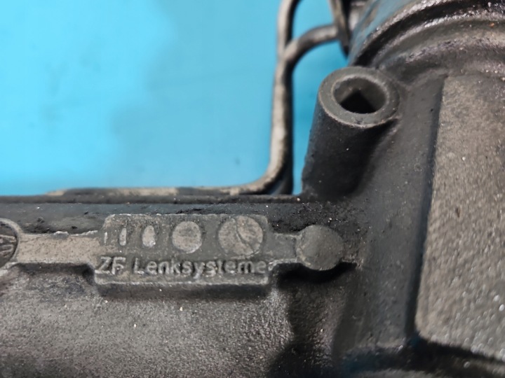 CRÉMAILLÈRE DE DIRECTION CRÉMAILLÈRE DE DIRECTION AUDI Q7 I 4L 7L8422055AK 7853993334