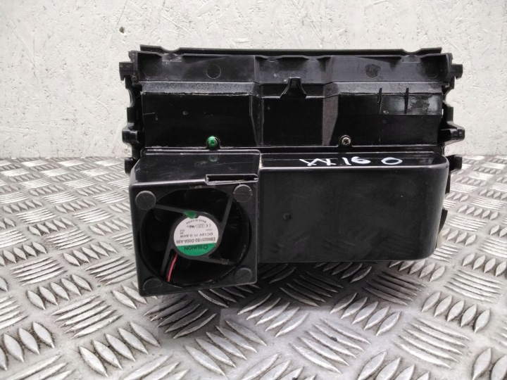 ÉLÉMENT CONSOLES CENTRALE AVANT MERCEDES-BENZ ML W166 A1666803217