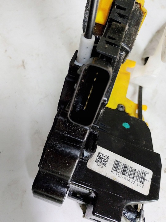 KIA SERRURE DE PORTE 81310-A2400 EUROPE