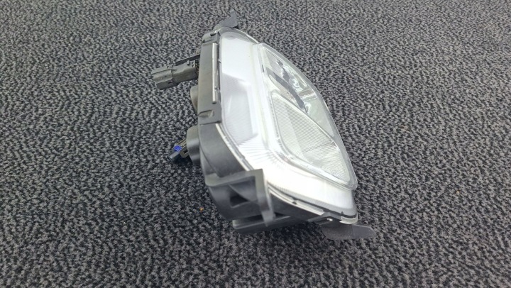 PROJECTEUR KIA SORENTO 922012P610