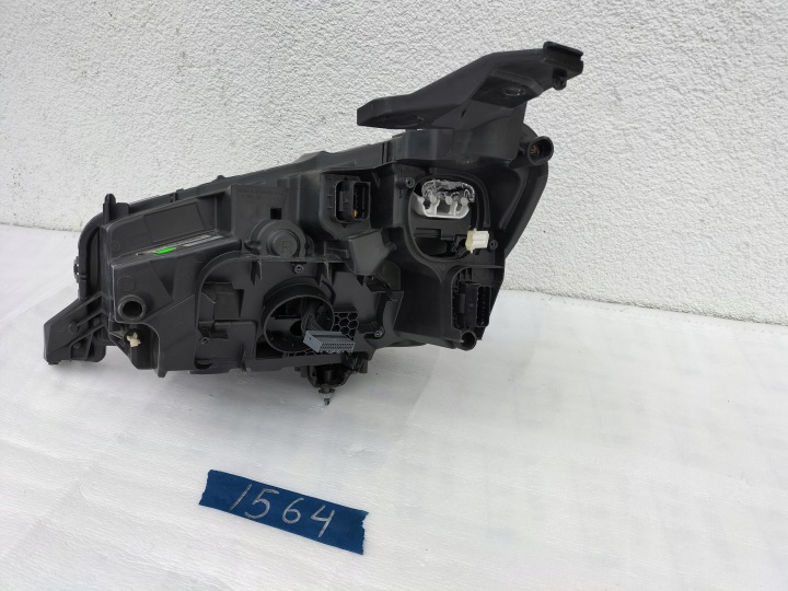 PEUGEOT 208 2008 II GT 2019 PROJECTEUR COMPLET LED R (SZCZECIN-POZNAN) 1564