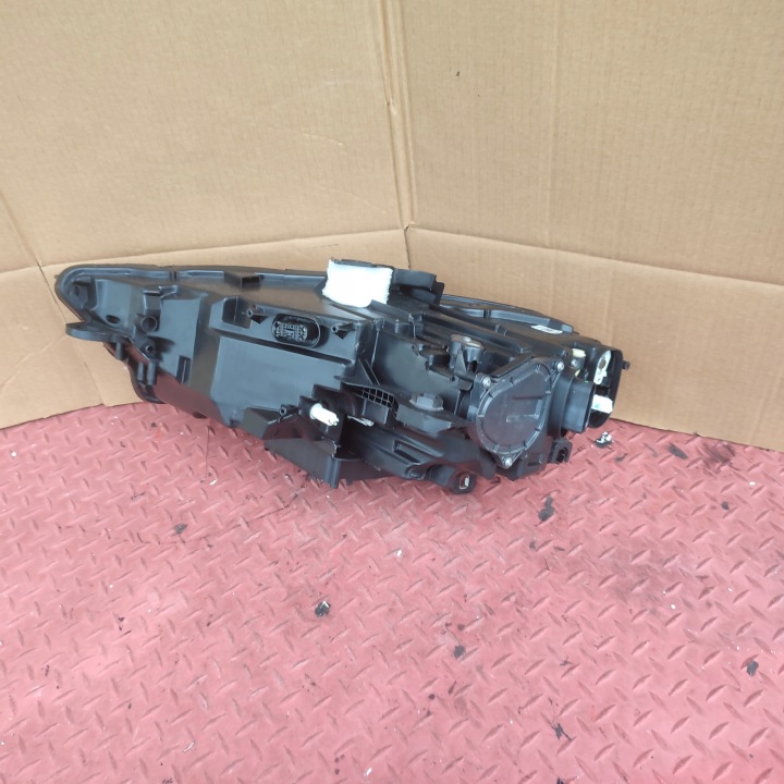AUDI A3 8V COMPLET LED LIFT 034C EN BON ÉTAT EUROPE PHARE DROITE