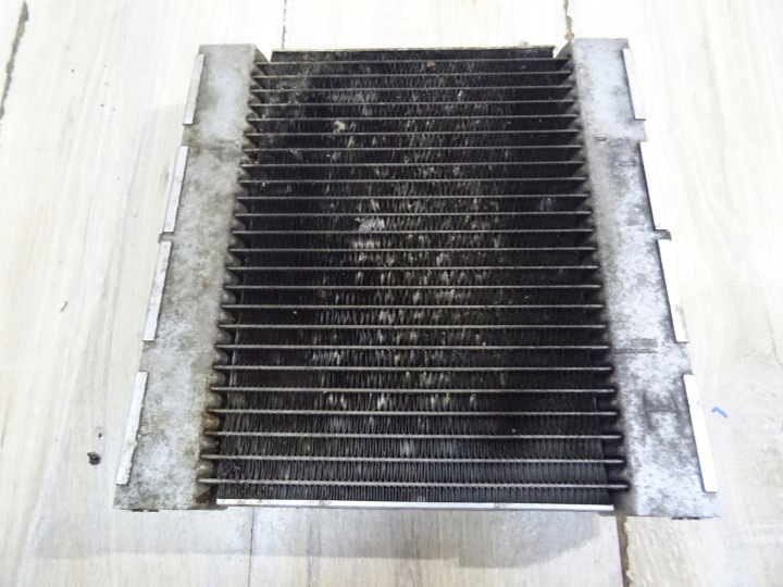RADIATEUR MERCEDES W176 4.5 AMG CLA W117 A0995005103 A0995006403 LLU