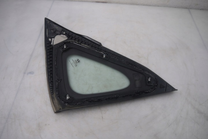 HYUNDAI I20 III 22R VITRE CARROSSERIE GAUCHE ARRIÈRE PETITE TRIANGULAIRE 87810-Q0XX0